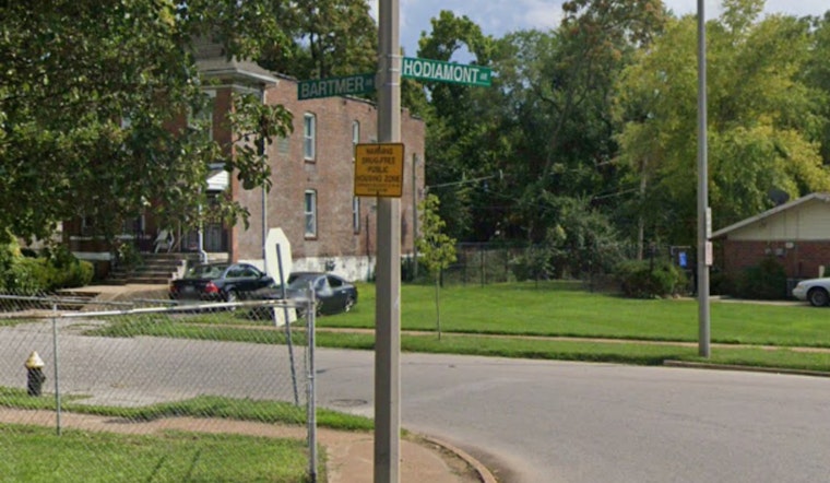 St. Louis Man Victim of Early Morning Carjacking at Gunpoint in West End