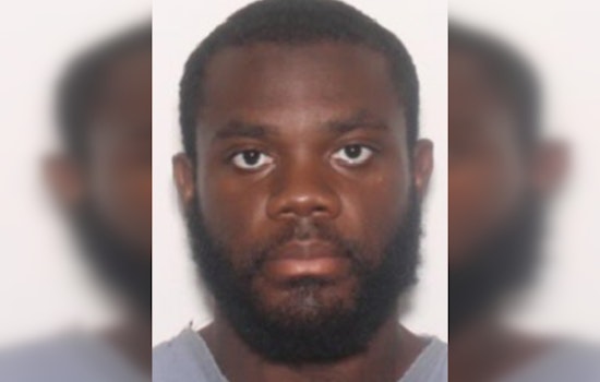 St. Petersburg Police Arrest One, Search for Second Suspect in Connection with 20-Year-Old's Murder