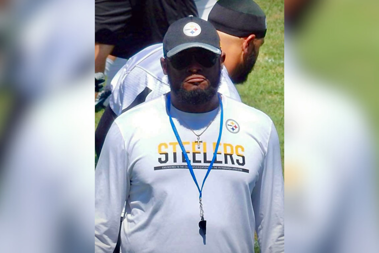 Steelers Coach Tomlin Dismisses Comparisons Between Commanders' Daniels and Ravens' Jackson Ahead of AFC North Showdown
