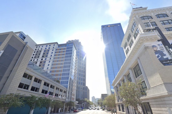 Sunny Thanksgiving Forecast Delights Tampa Residents with Mild Winter Temperatures