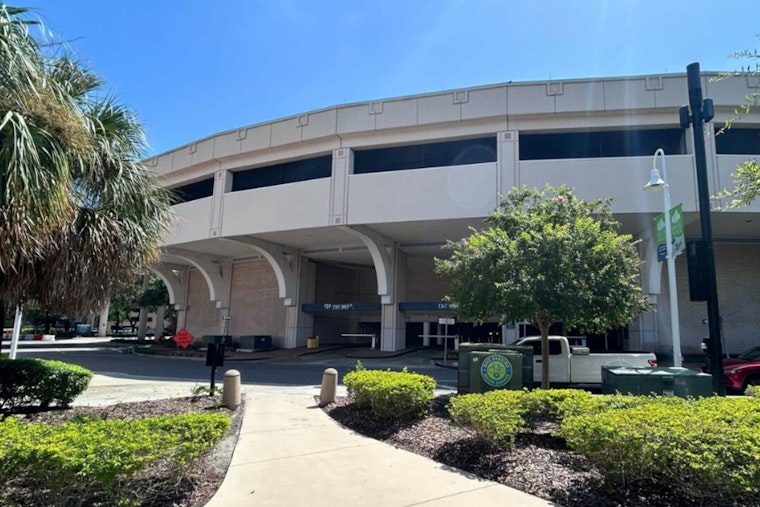 Tampa Convention Center Garage Wins "2024 Innovative Facility of the Year" Ahead of Holiday Season
