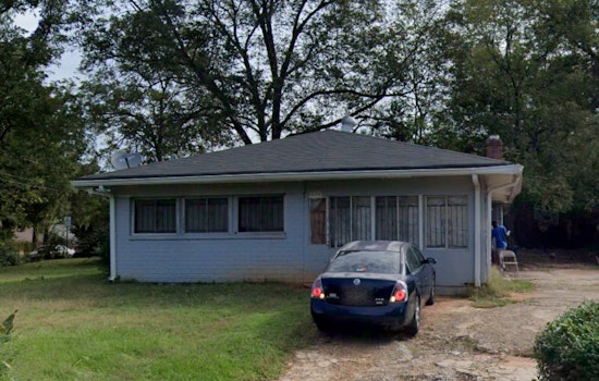 Teen Hospitalized Following Family Dispute Stabbing in Southwest Atlanta, Suspect Detained