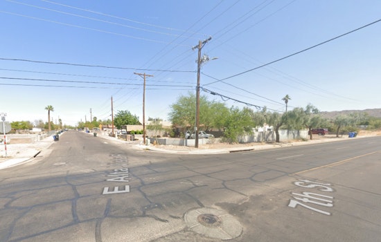 Teenager in Critical Condition After Early Morning Shooting in Phoenix, Police Investigation Underway