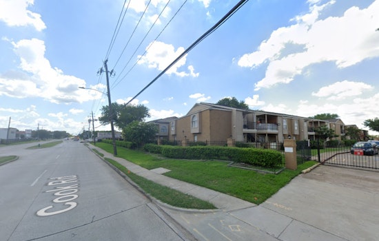 Triple Fatal Shooting at Houston Apartment Complex Sparks Police Investigation