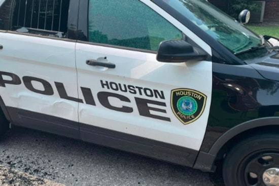 Two Injured in Houston After Carjacking Leads to High-Speed Chase and Shootout on East Loop