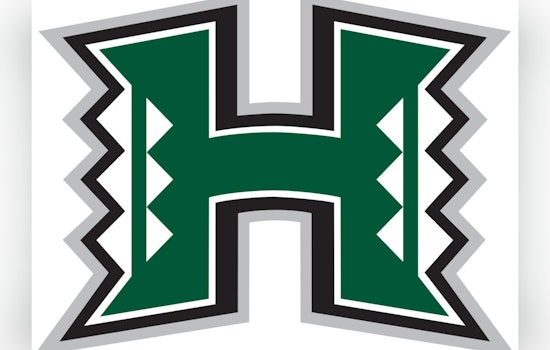 University of Hawaii's Hot Streak Cooled by No. 10 North Carolina Despite Home Advantage in Honolulu