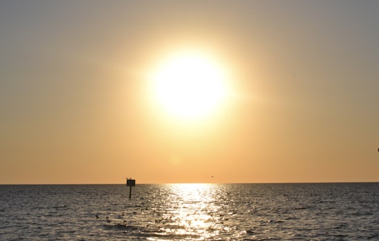 Warm and Sunny Outlook for Tampa as NWS Predicts Clear Skies and Gentle Breezes