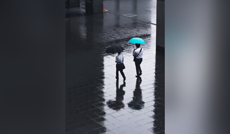 Washington D.C. Awaits Clearing Skies After Morning Showers with Breezy Sunshine Ahead for Holiday Weekend