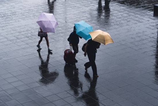 Washington D.C. Braces for Rainy Thanksgiving Eve, Sunny Weekend Ahead