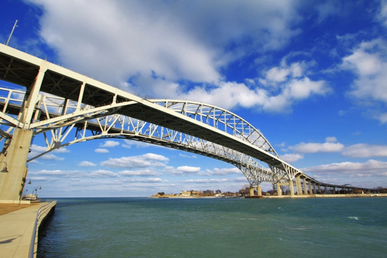 Westbound I-94/I-69 Near Blue Water Bridge to Close for Repairs Starting Nov. 12