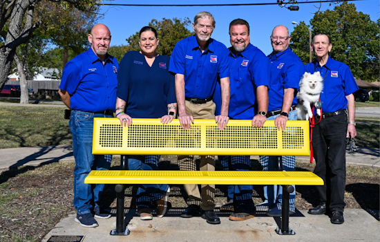 White Settlement Honors COVID-19 Impact with Commemorative Yellow Bench at Veterans Park