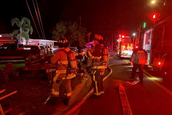 Winter Haven Heroes, Police Officers Rescue 6 from Early Morning Blaze, Red Cross Aids Displaced Residents