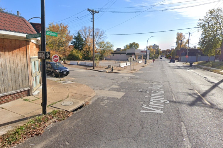 Woman Robbed at Gunpoint by Acquaintance During Car Ride in St. Louis