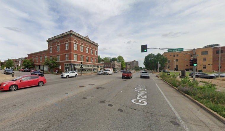Woman Robbed at Gunpoint in Compton Heights As Suspects Pose as Accident Accusers