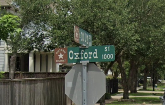 Woman Shot on Porch in Houston's Heights District, Neighbors Quell Subsequent Blaze