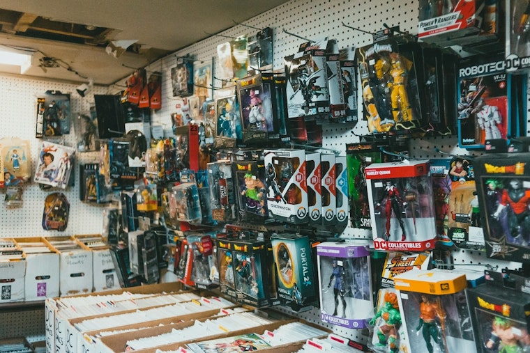 100 Black Men of Chicago Marks 30th Anniversary with Successful Annual Toy Drive in Chicago, Aiding Children and Families in Need