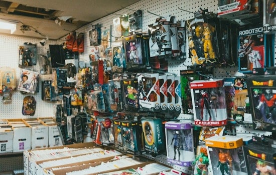 100 Black Men of Chicago Marks 30th Anniversary with Successful Annual Toy Drive in Chicago, Aiding Children and Families in Need