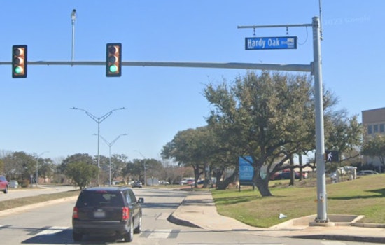 25-Year-Old Man Dies in Motorcycle Crash on Hardy Oak Boulevard in San Antonio