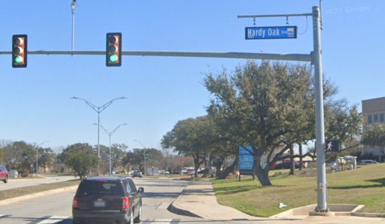 25-Year-Old Man Dies in Motorcycle Crash on Hardy Oak Boulevard in San Antonio