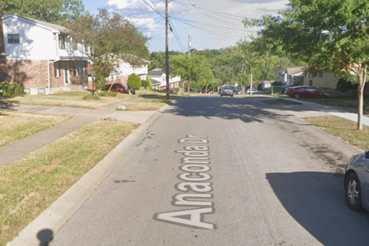 65 Firefighters Respond to 2-Alarm Blaze at Westwood Townhouse Complex in Cincinnati