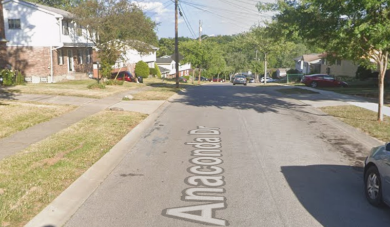 65 Firefighters Respond to 2-Alarm Blaze at Westwood Townhouse Complex in Cincinnati