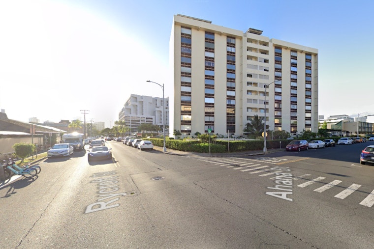 81-Year-Old Pedestrian Dies Following Crosswalk Accident in Honolulu
