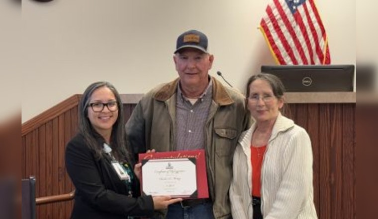 Acworth City Council Honors Lineman Charles "Chuck" Mincey for 35 Years of Devoted Service