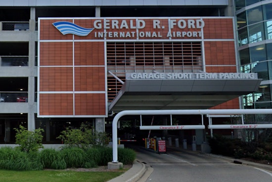 Allegiant Air Flight Makes Safe Emergency Landing in Grand Rapids Due to "Burning Smell"