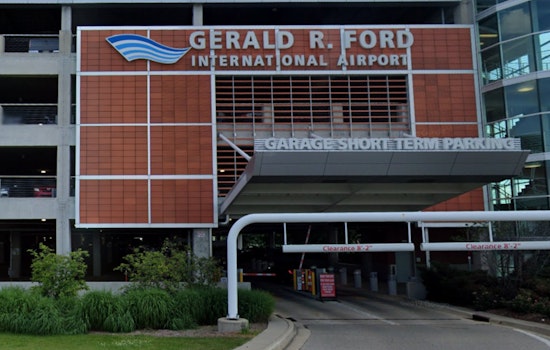 Allegiant Air Flight Makes Safe Emergency Landing in Grand Rapids Due to "Burning Smell"