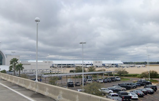 American Airlines Flights Briefly Grounded Nationwide Due to Tech Issues, Jacksonville International Airport Warns of Delays