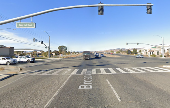 American Canyon Police Pursue Suspects in Armed Robbery at AT&T Store on Napa Junction Road