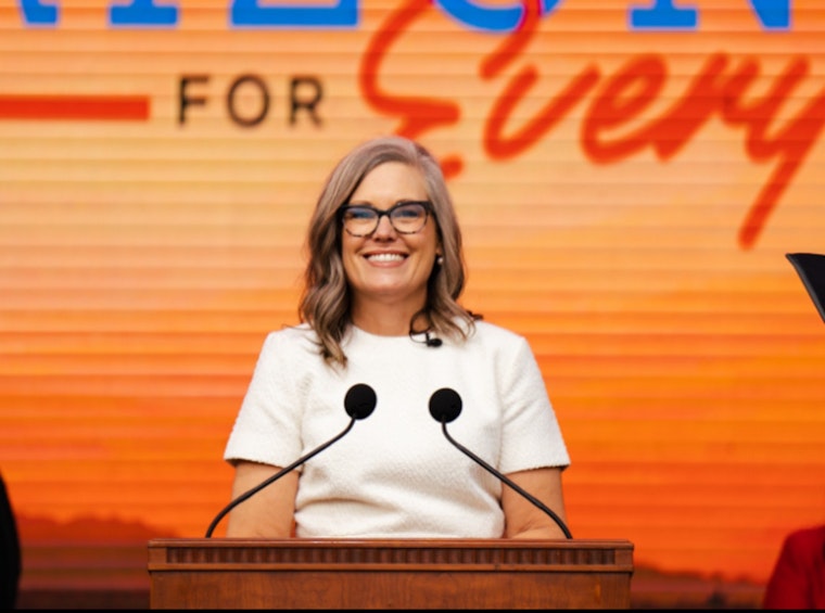 Arizona Governor Katie Hobbs Clashes With "Invasive" Abortion Report Law, Vows to Defend Privacy and Freedom
