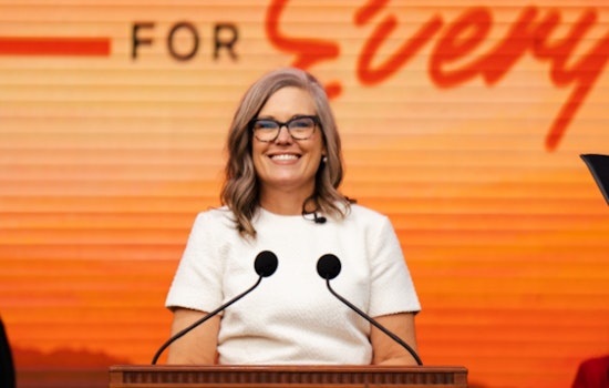 Arizona Governor Katie Hobbs Clashes With "Invasive" Abortion Report Law, Vows to Defend Privacy and Freedom