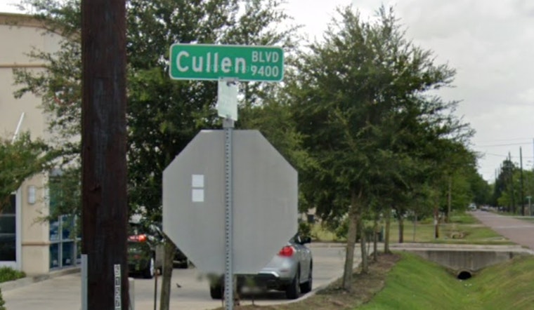 Armored Truck Driver in Houston Survives Ambush, Gunfire Exchanged with Attempted Robbers at ATM