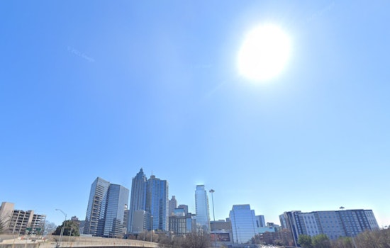 Atlanta Weather Rollercoaster with Sunny Days, Chilly Nights, and a Chance of Showers Ahead