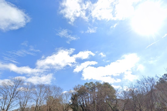 Atlanta's Weather Shift: Clouds Disperse for Sunny Weekend with Chilly Evenings in Forecast