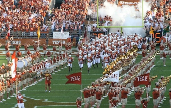 Austin Bars Revel in Revenue Rush as Longhorns Tackle SEC Glory