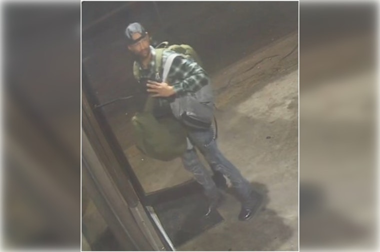 Austin Police Seek Public's Help in Identifying Suspect in 7-Eleven Robbery on West Ben White Boulevard