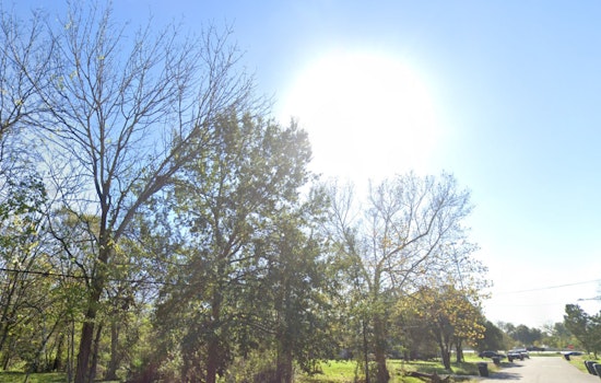 Austin Welcomes a Mix of Sunshine and Clouds; Chance of Weekend Showers