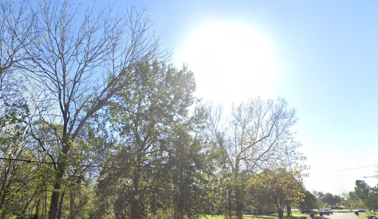 Austin Welcomes a Mix of Sunshine and Clouds; Chance of Weekend Showers