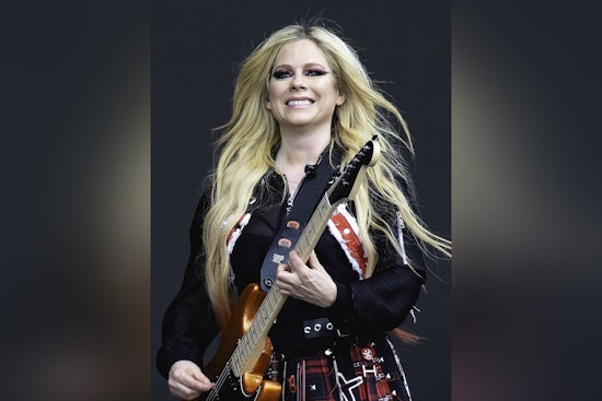 Avril Lavigne Extends 'Greatest Hits' Tour to Noblesville, Indiana with Summer 2025 Date at Ruoff Music Center