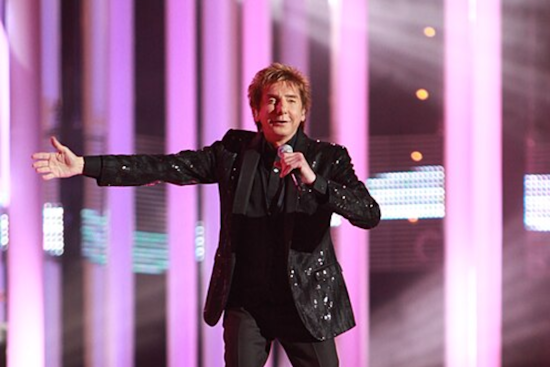 Barry Manilow to Bid Farewell to Fans with "Last Show in Cleveland" at Rocket Mortgage FieldHouse in 2025