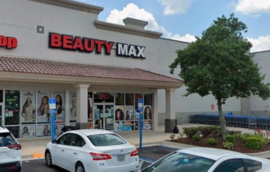 Beauty Max Employee Fatally Struck by Shoplifters' Vehicle in Jacksonville Hit-and-Run