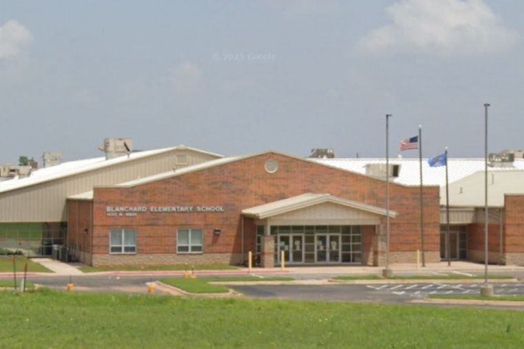 Blanchard Elementary Incident, Deputy's Holstered Gun Accidentally Discharged Near Students