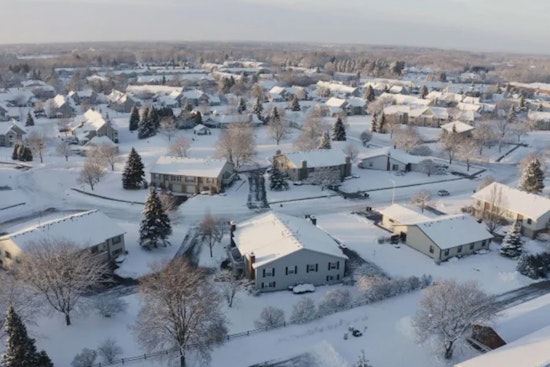 Bloomington, MN, Keeps Roads Safe With Early Morning Snowplows, Residents Laud Snow Removal Efforts