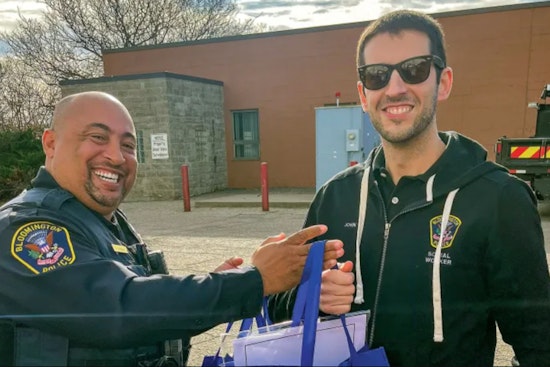 Bloomington Police and Minnesota Vikings Team Up to Provide Thanksgiving Meals to Local Families