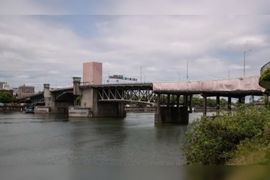 Body Found in Willamette River Near Morrison Bridge, Investigations Underway in Portland