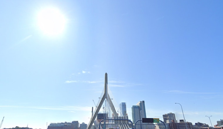 Bostonians to Enjoy Sunny, Chilly Christmas with a Mild Week Ahead and Rainy Weekend Forecast
