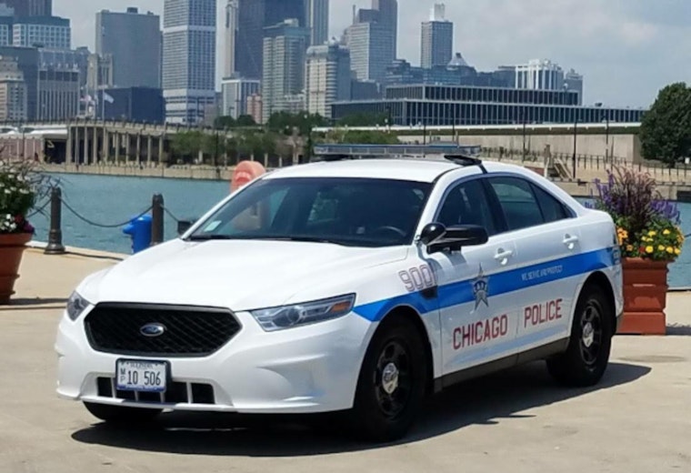 Bridgeport on Alert: Chicago Police Seek Suspect after Recent Burglaries, Urge Enhanced Security Measures
