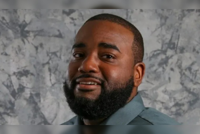 Bronx Sanitation Worker Critically Injured by SUV While on Duty in Soundview, NYPD Investigation Underway